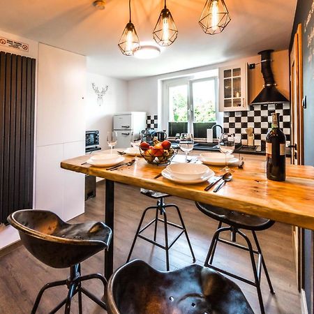 Apartament Wita Stwosza Jelenia Góra Zewnętrze zdjęcie